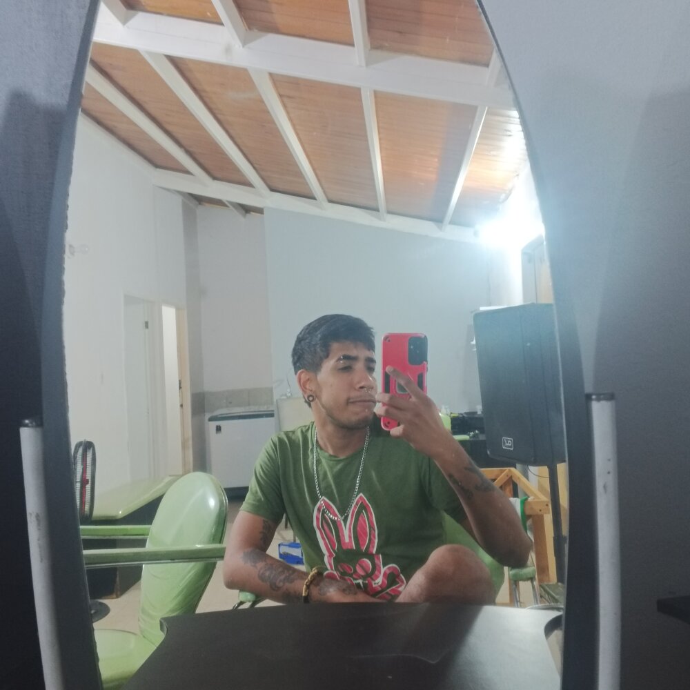 goofy_22cm's Offline XXX Chat