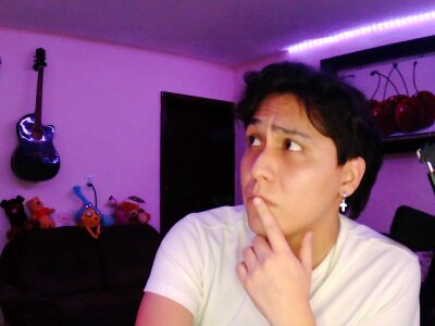 MomoSexyBitch