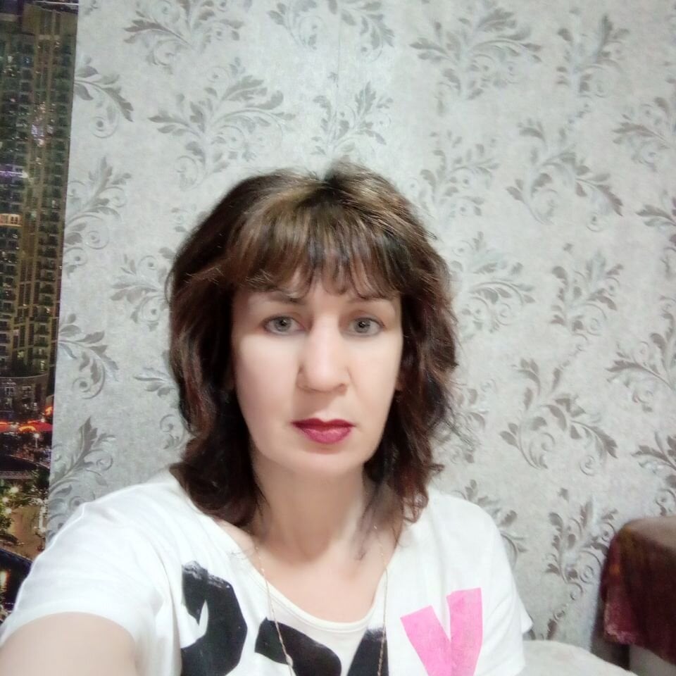 stripchat laura_kissy webcam profile pic via sexcityguide.com