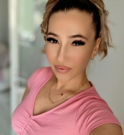 SweetyyDaria 🎩 webcam