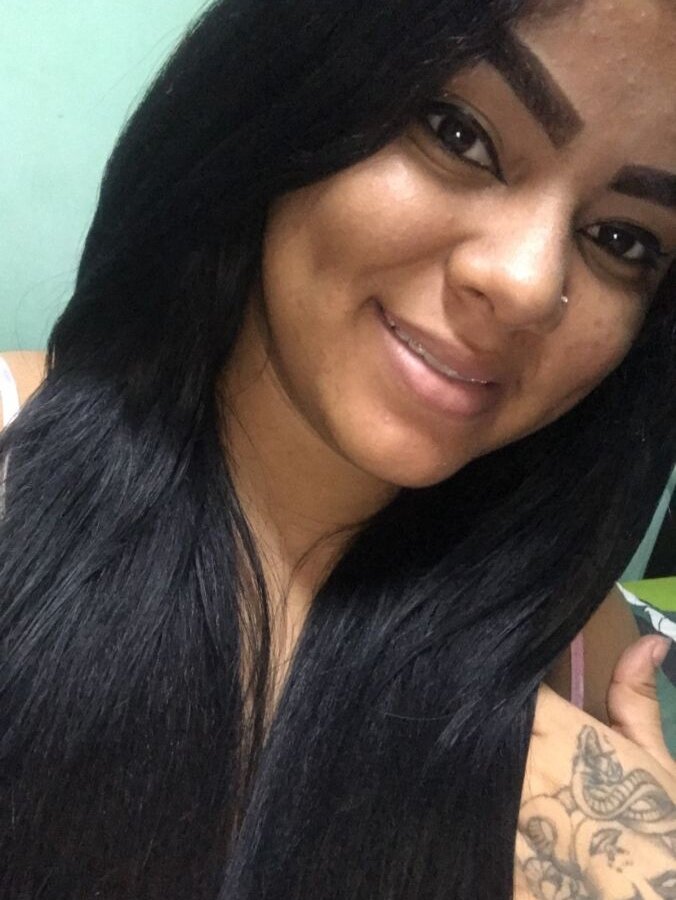 perla_smithh's Offline Chat Room
