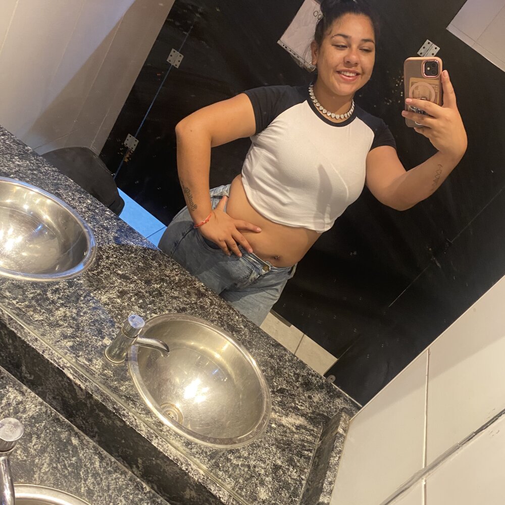 sexlivecamsites.com lokos247 livesex profile in behind-youboo-o cams