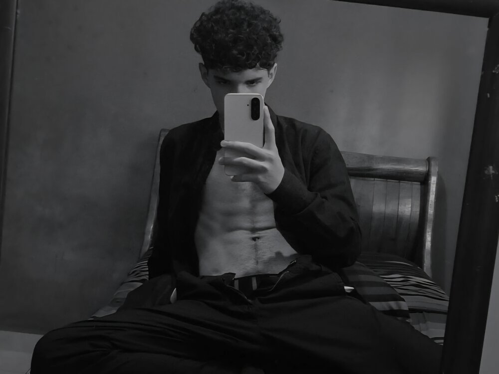 Gabx96's Offline XXX Chat