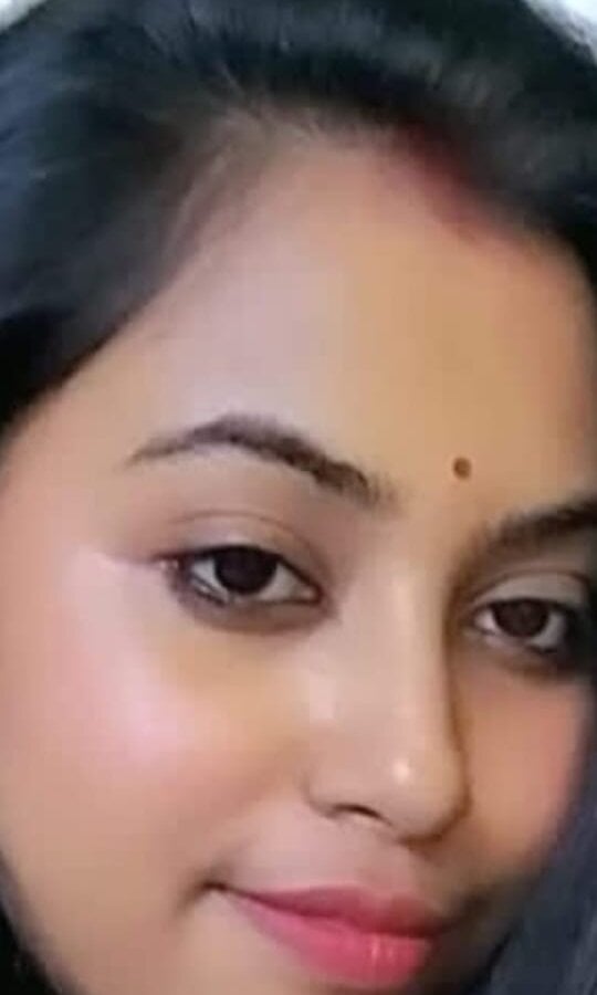 Cute-boudy profile