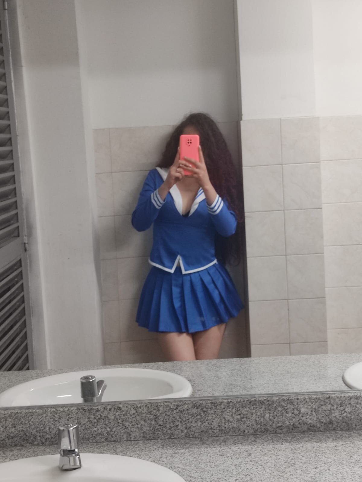 Abril_Brownn