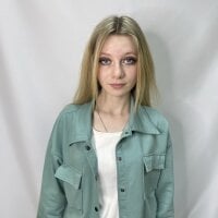 BeckyBinner's Offline Chat Room