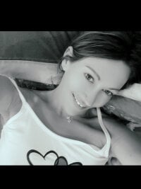 Sophia-Squirts-UK