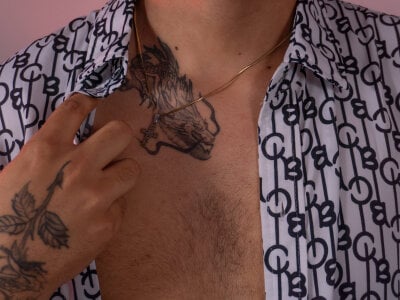 Max_chase Male Smoke Nude Cam