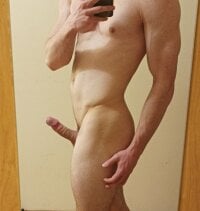 jerking_jock_18's Offline Chat Room