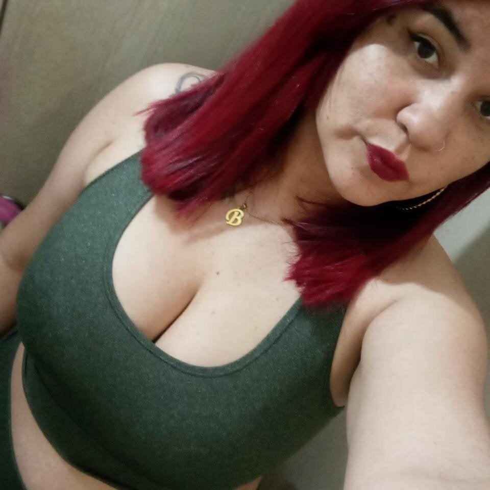 sofia___velez profile