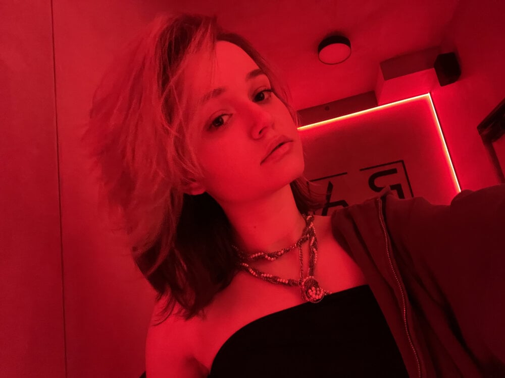 Evvie_Ewing