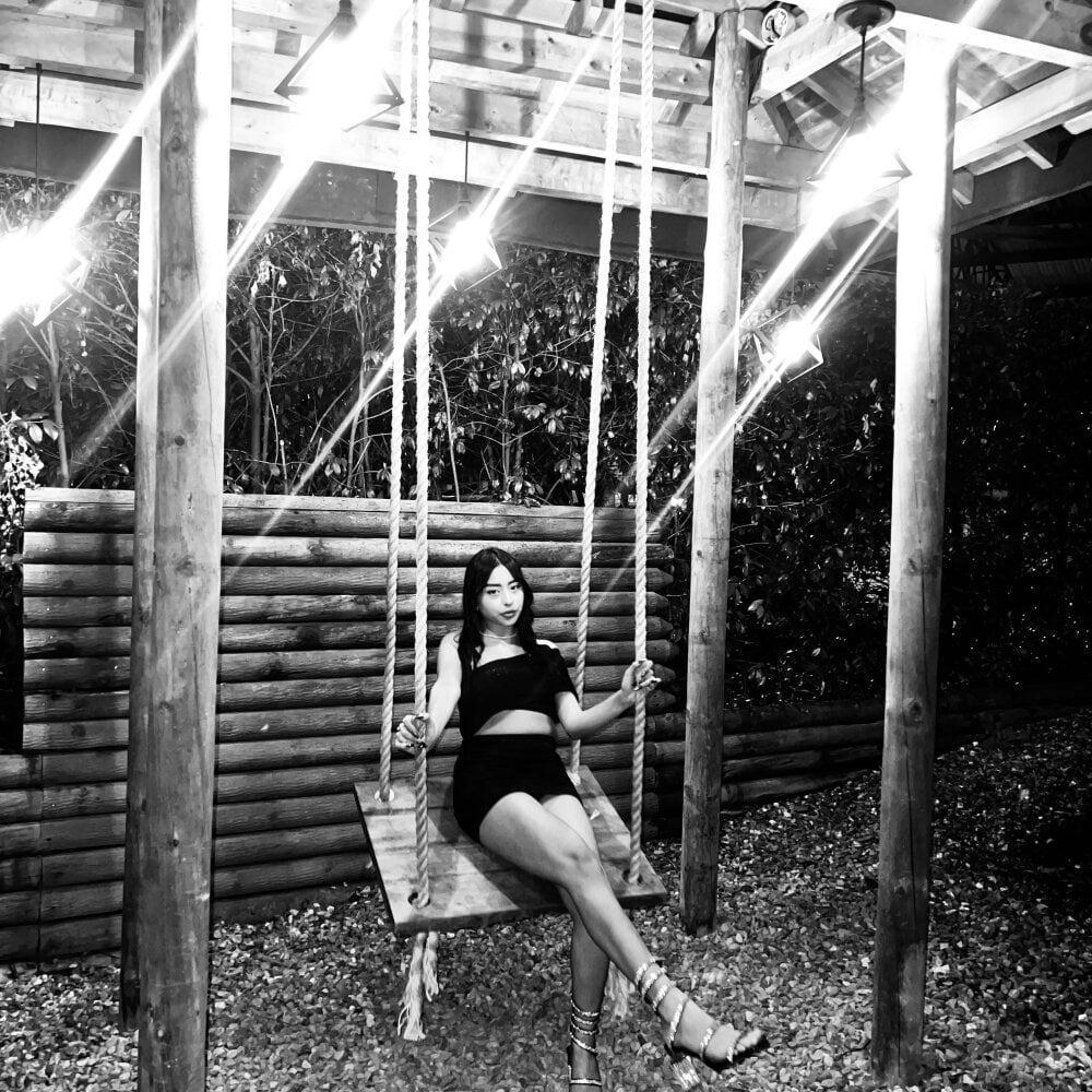 mega-camsex.com ambar_rousse_ livesex profile in spanish cams