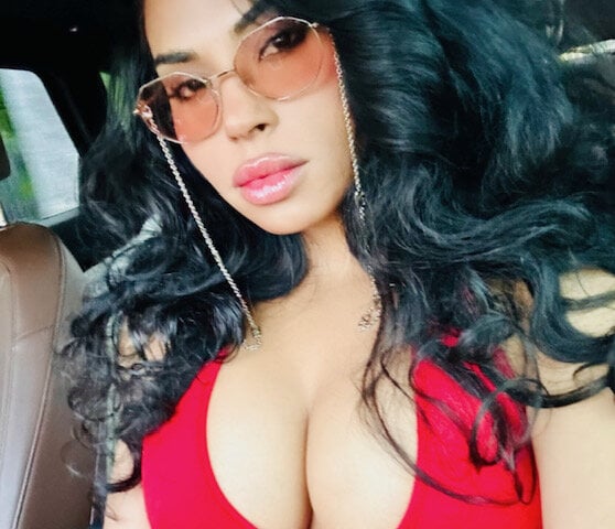 Angelina Amor