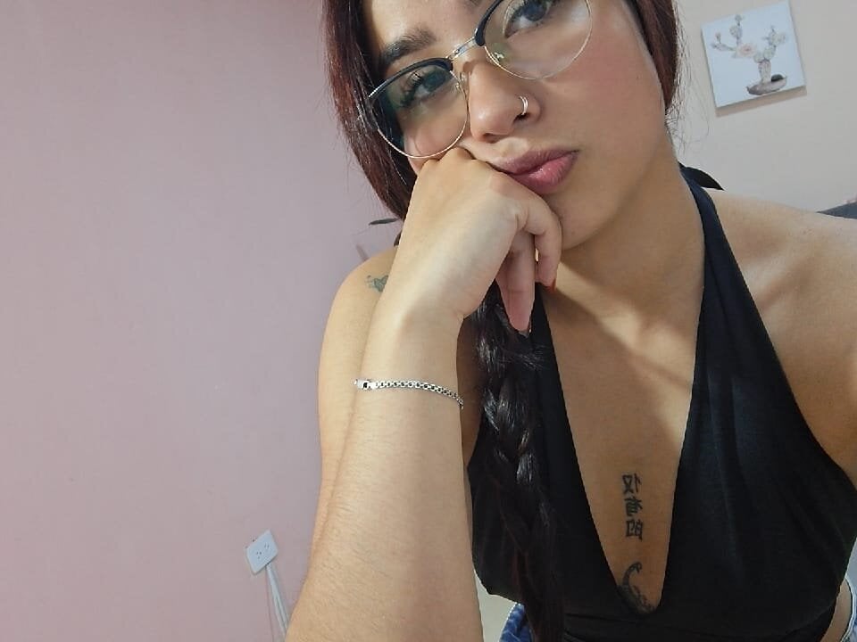 Chatroom XXX hors ligne de Lovely_noa