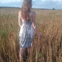 RoyalCortney's Offline Chat Room