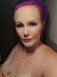 phoenixryder33's Offline Chat Room