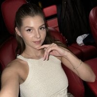 Emma____Jordan's Offline XXX Chat