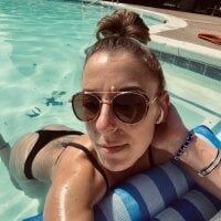 lezzrene's webcam live show