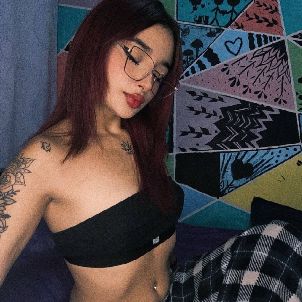 Miss_Scaarlet profile