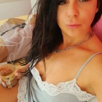 natti_nattasha's Offline Chat Room