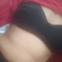 sweetie1712's webcam live show