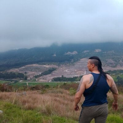 ZOEYJUAN_95 Live Cam on StripChat