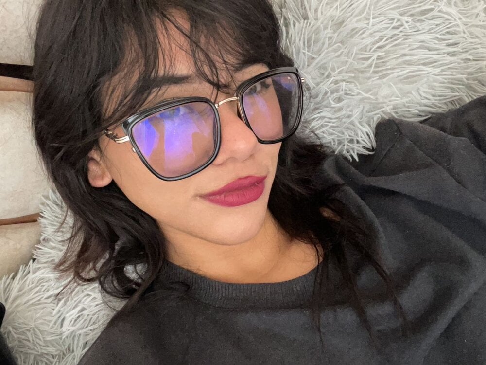 lovely-allys from stripchat