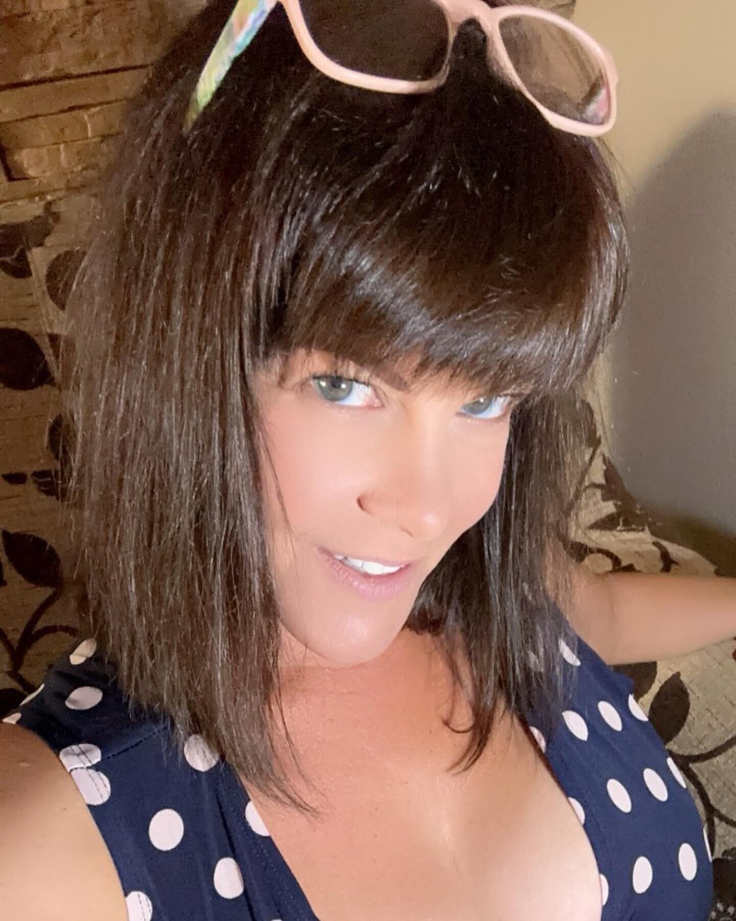 RebeccaLoveXXX