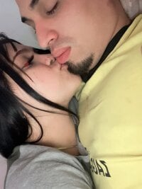 Piter_Ashly_ 라이브 섹스 캠 쇼