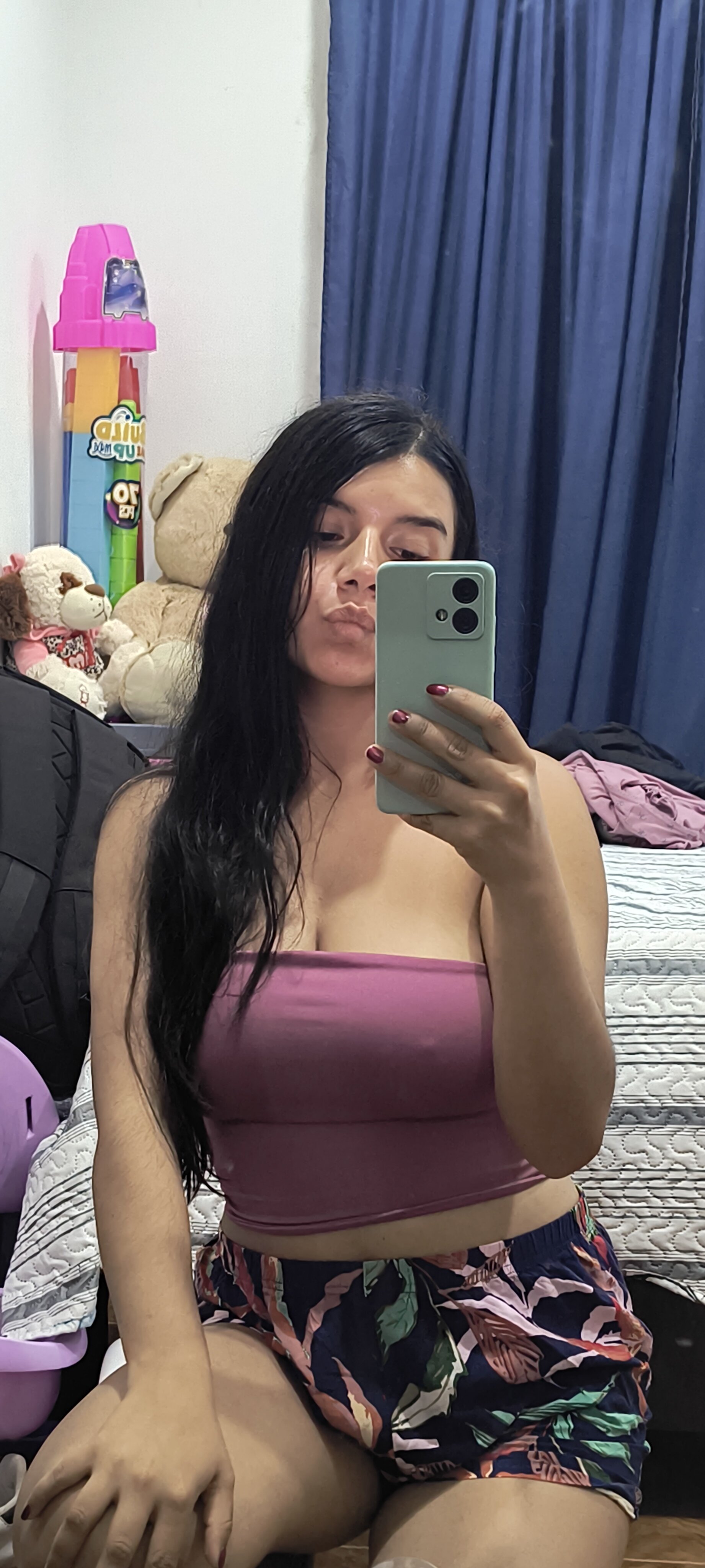 Sarahornyxx