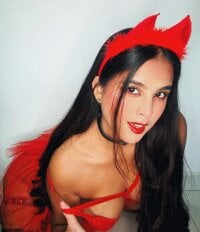 Greeneva_'s webcam live show