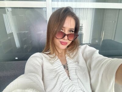 angelloreta from stripchat