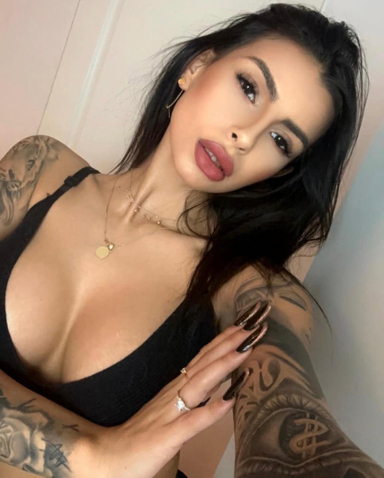 MiaBangz