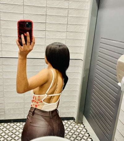 Hot_Mess18 - romantic