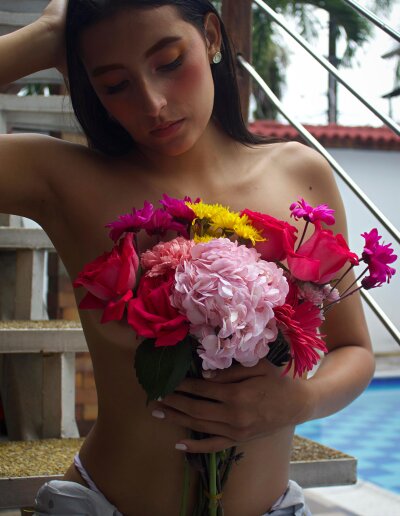 emylovings from stripchat