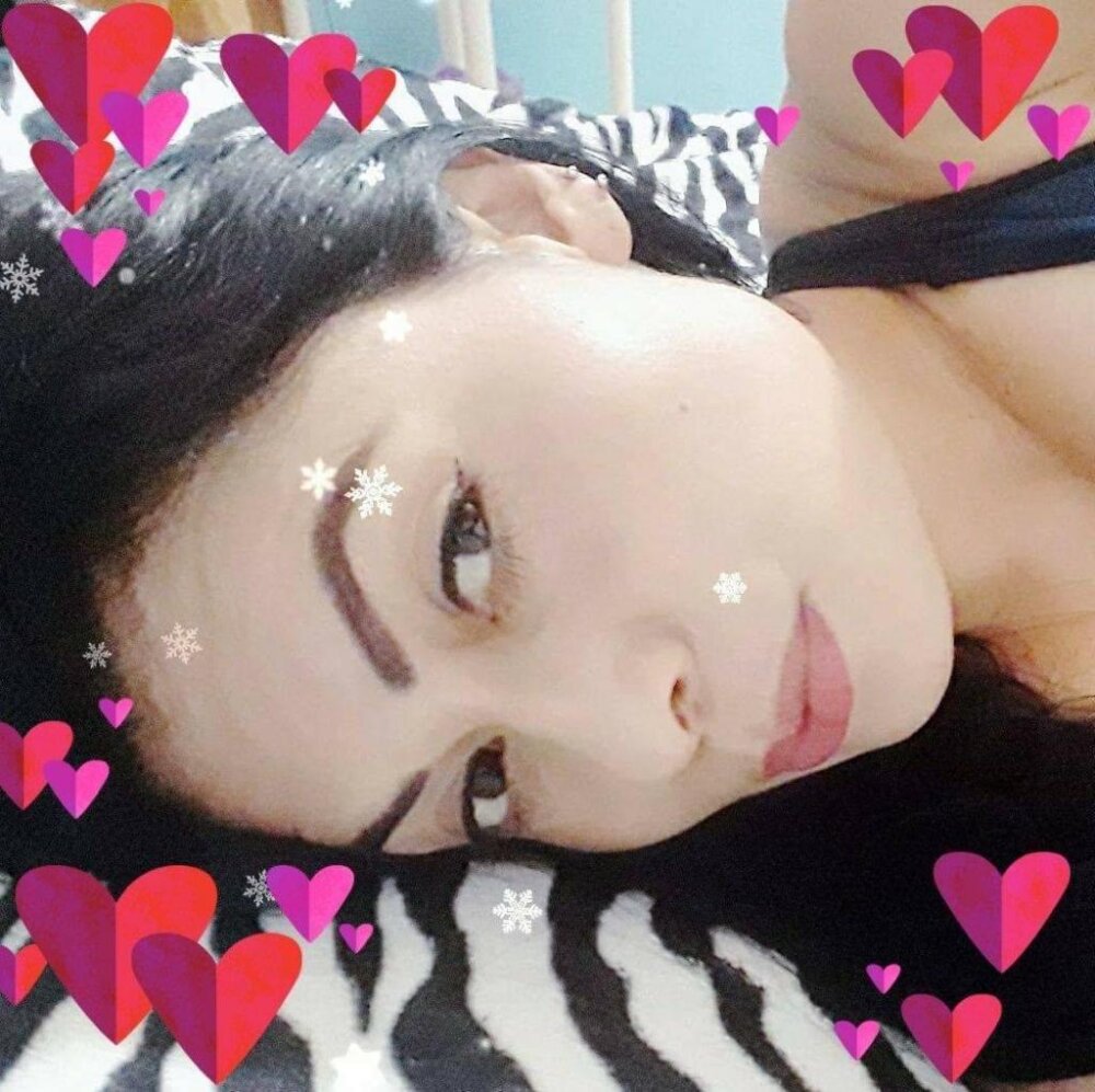 Live sex webcam photo for Janna099 #289877388