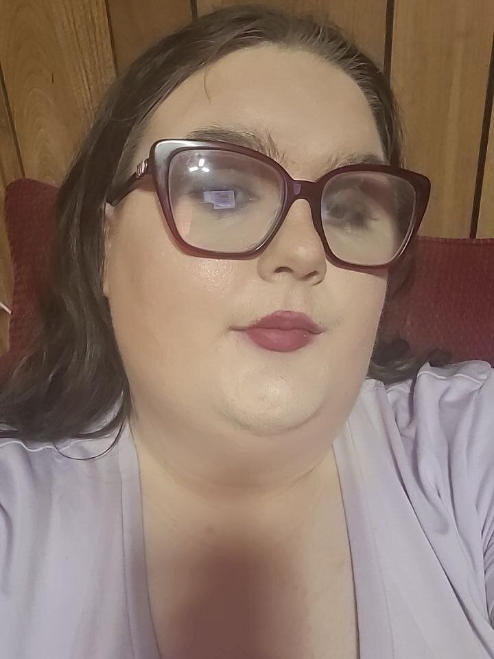 glamcambabes.com chubbydevil21 livesex profile in chaturbate3 cams