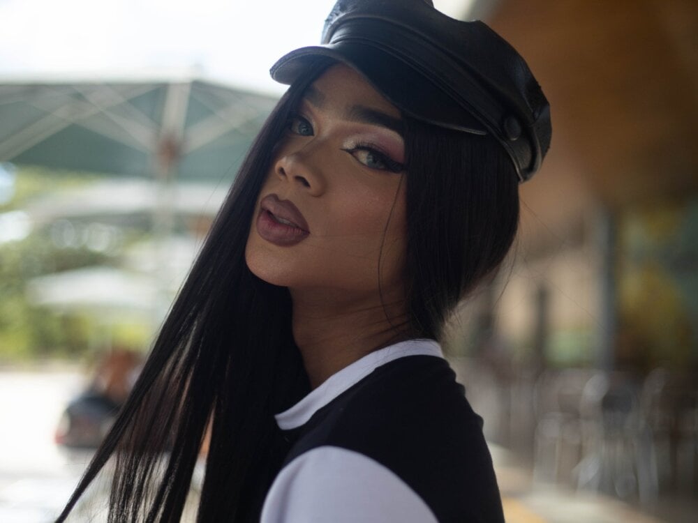 Live sex webcam photo for NaomiSteward #290082317