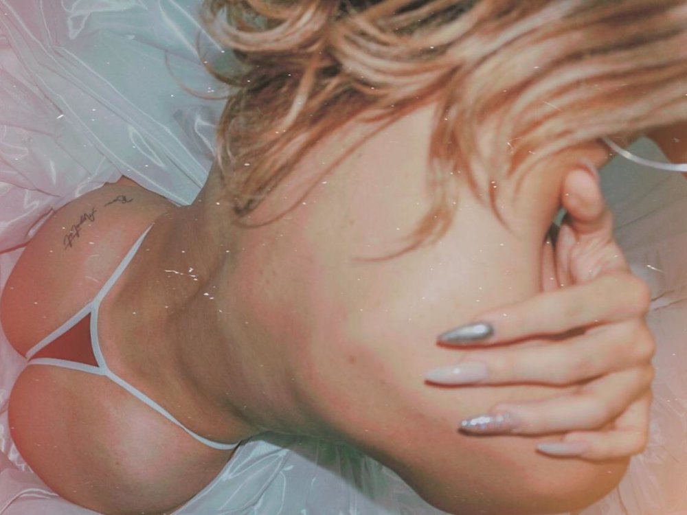 Live sex webcam photo for ninnarousse_ #291349116