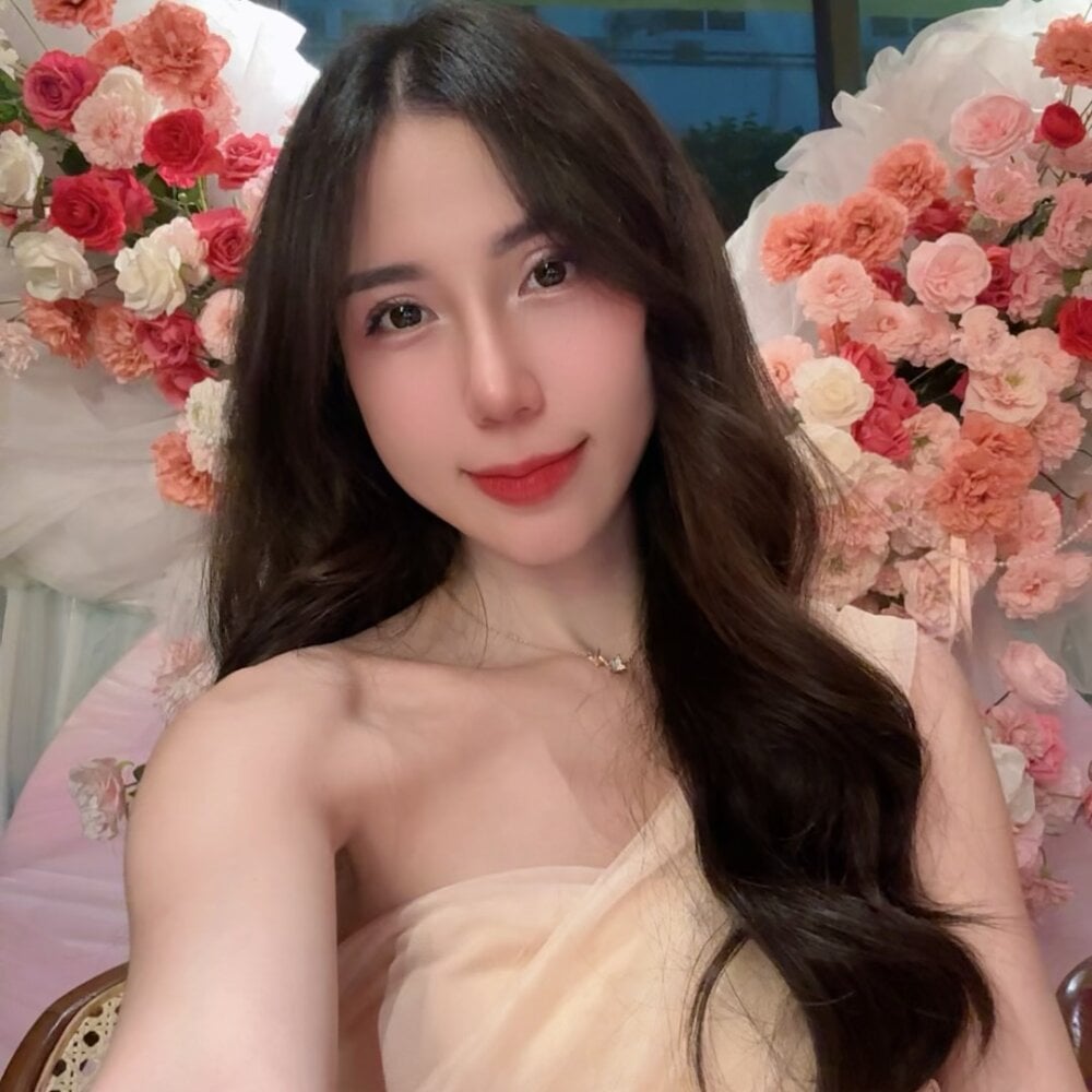 myliveeroticcams.com -alicee- livesex profile in brown-hair cams