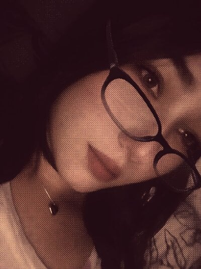 Dahiaa_hot