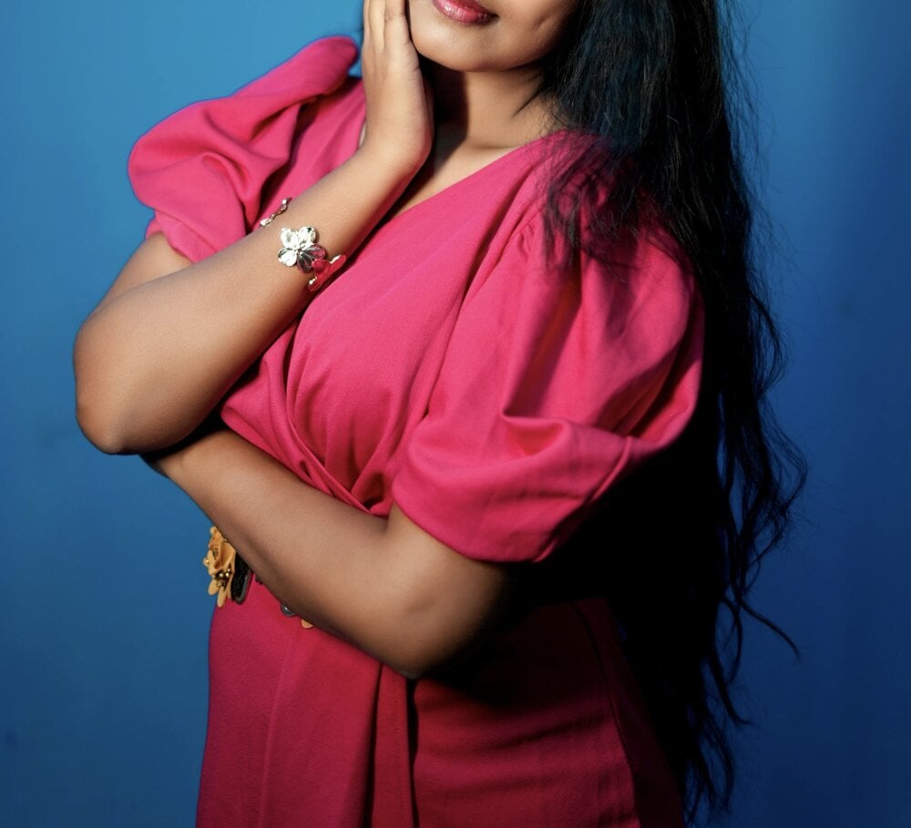 sexlivecamsites.com naughtyangelcam2 livesex profile in granny cams