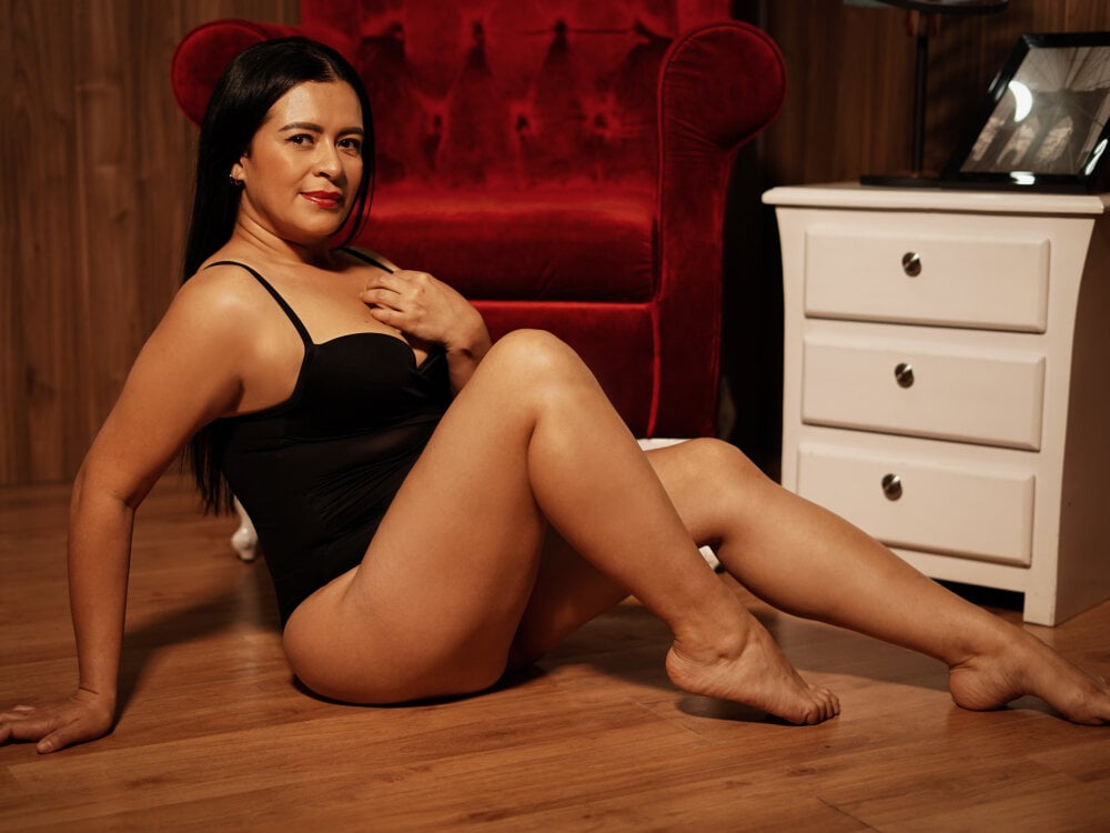 Isabelle_Mature02