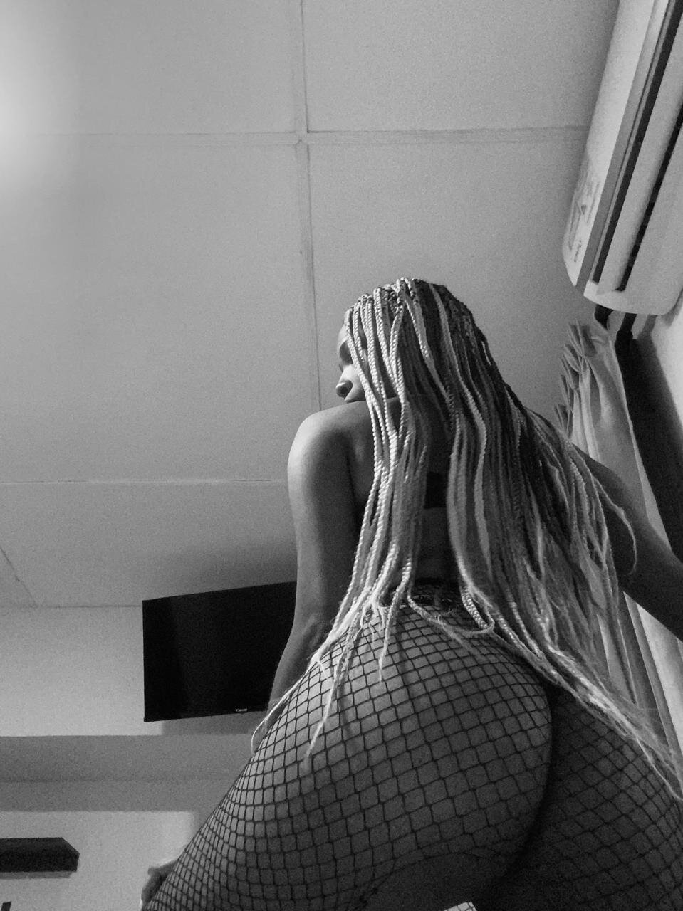 NiaOlsson