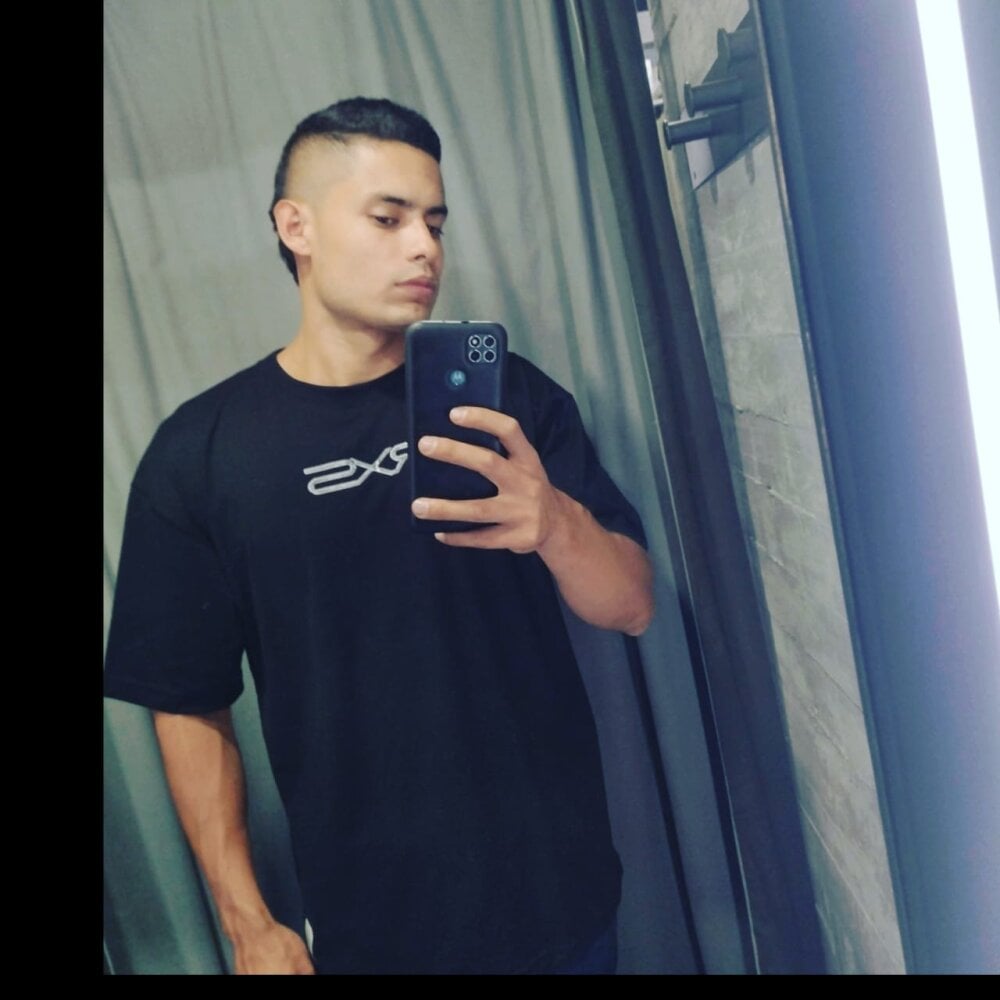 alejosweets from stripchat