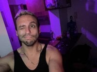 AdrianVig's webcam live show