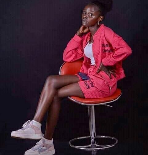 Live sex webcam photo for naughtybobo #289989748