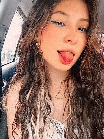 teen_golden_ 🌨 live nude cam