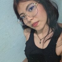 little_kittyh's webcam live show