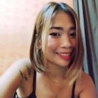 FamousRizza's Offline Chat Room